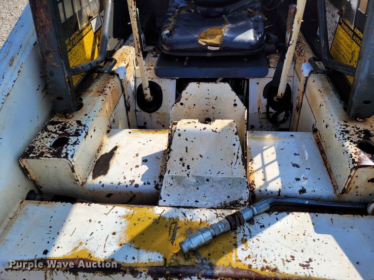 image for item BY9439 Bobcat 843  skid steer loader
