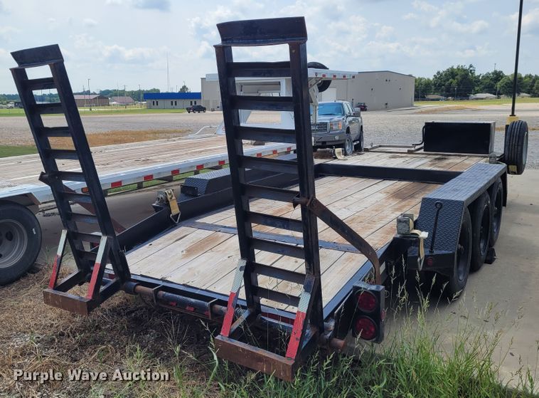 image for item BY9445 1988 Novae equipment trailer
