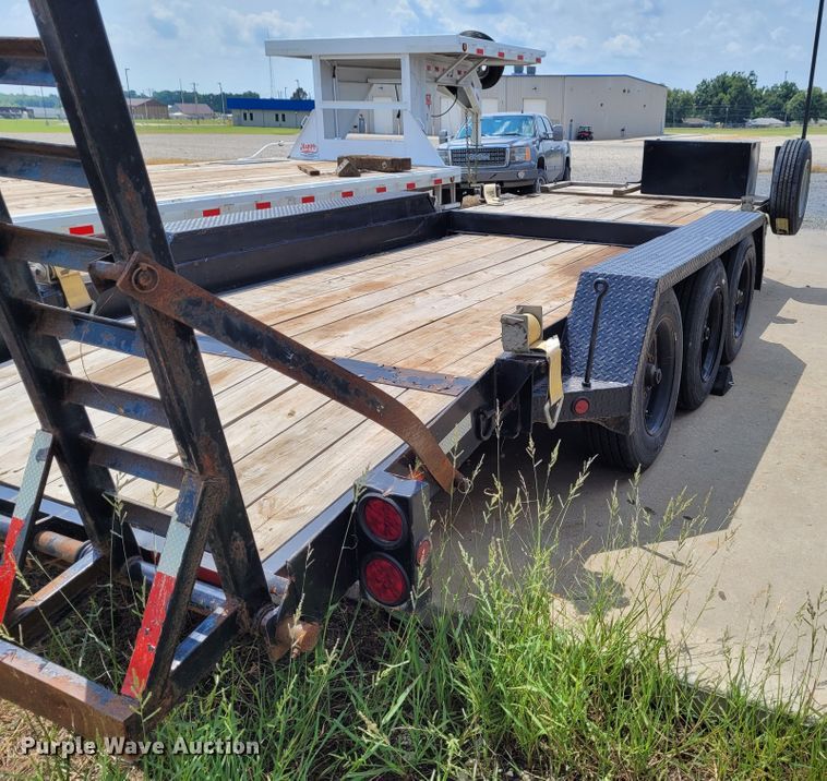 image for item BY9445 1988 Novae equipment trailer