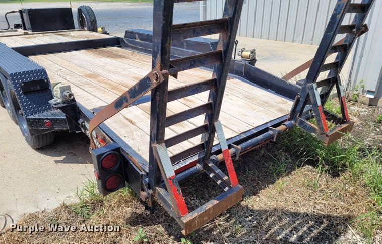 image for item BY9445 1988 Novae equipment trailer