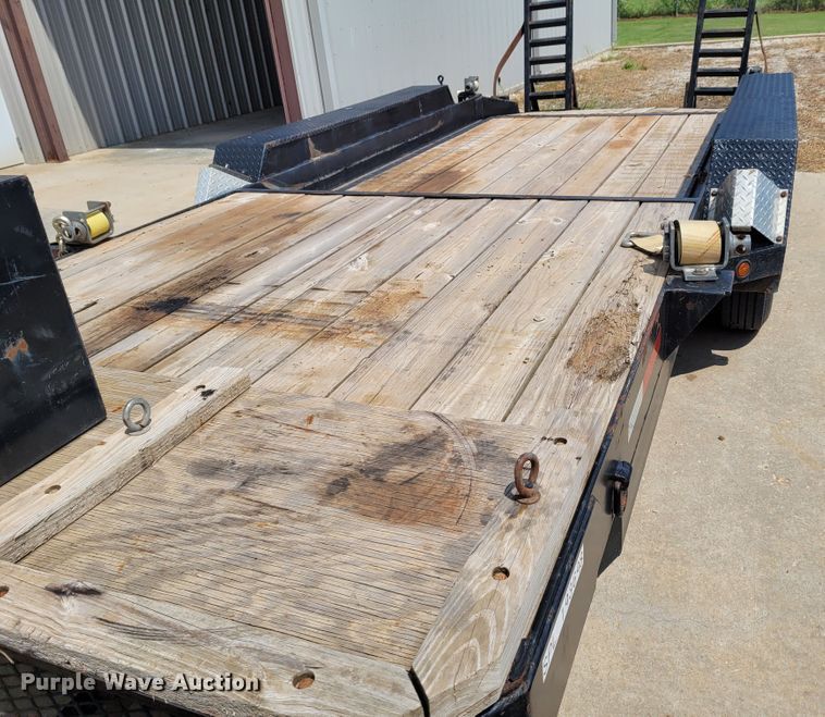 image for item BY9445 1988 Novae equipment trailer