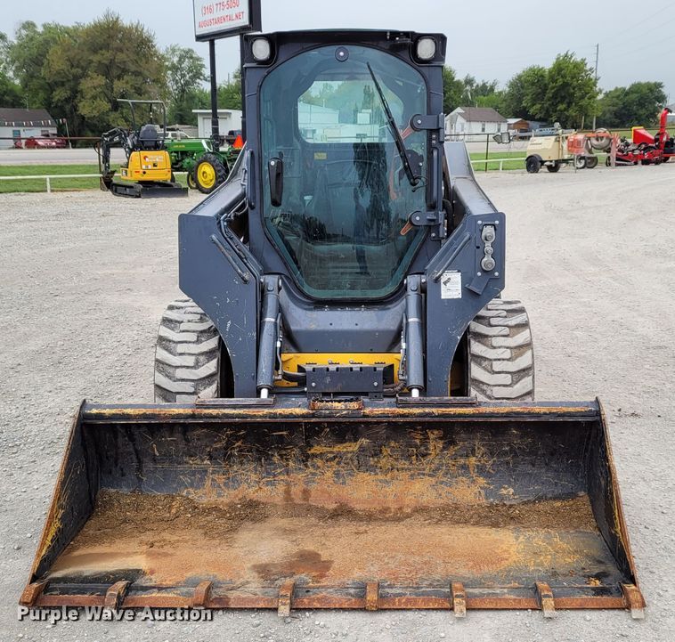 image for item BY9451 2019 John Deere 320G  skid steer loader