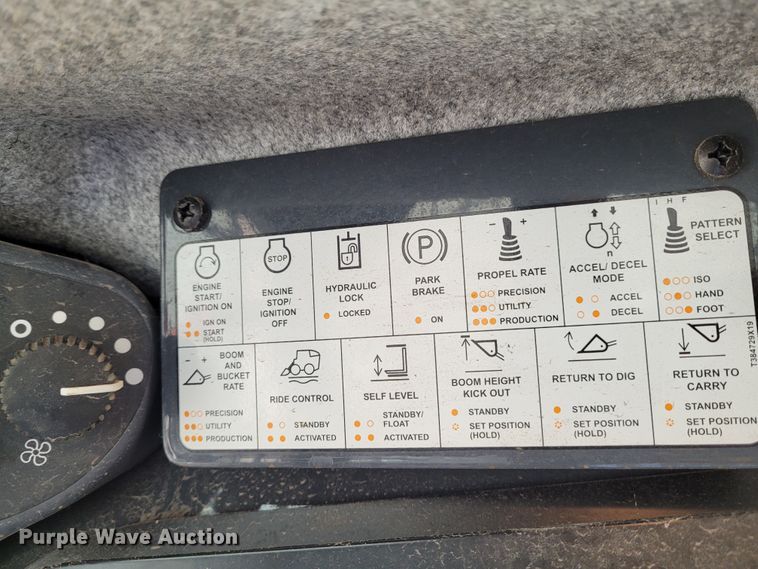 image for item BY9451 2019 John Deere 320G  skid steer loader