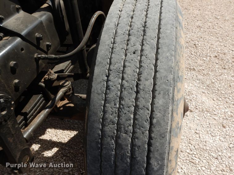 image for item DC2028 1993 Mack RD688S  dump truck