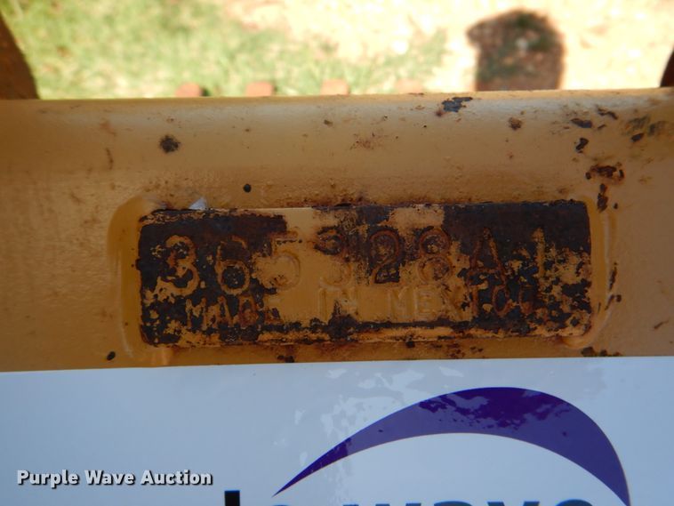 image for item DG1670 (2) excavator buckets