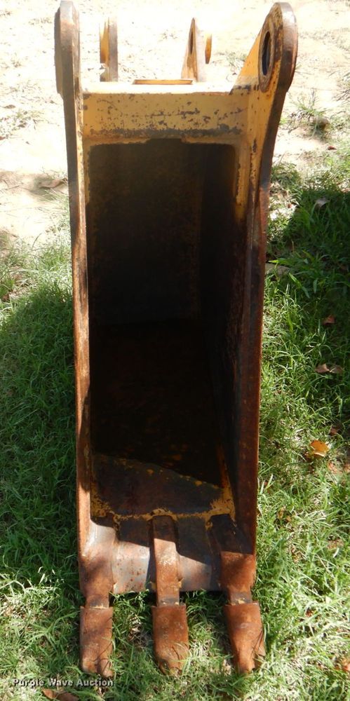 image for item DG1671 (3) excavator buckets