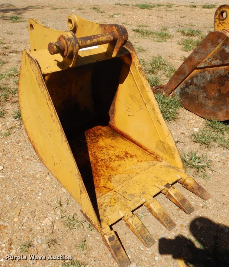 image for item DG1671 (3) excavator buckets