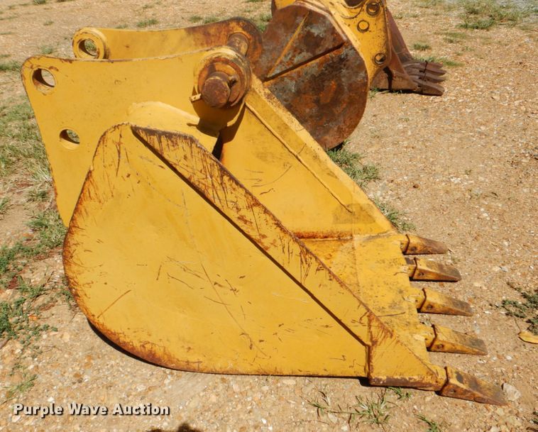 image for item DG1671 (3) excavator buckets