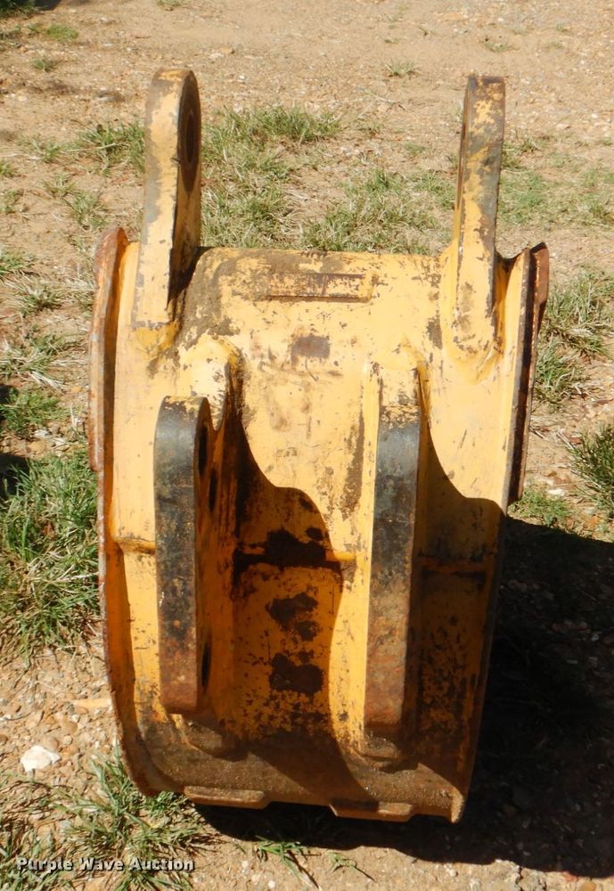 image for item DG1671 (3) excavator buckets