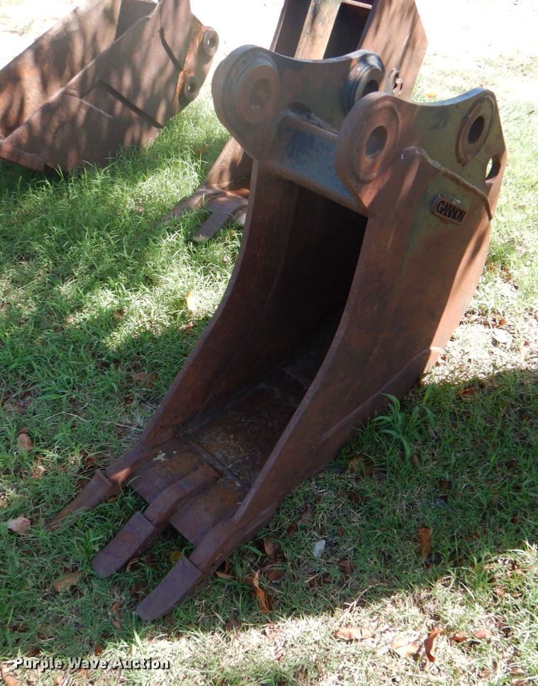 image for item DG1672 (3) excavator buckets