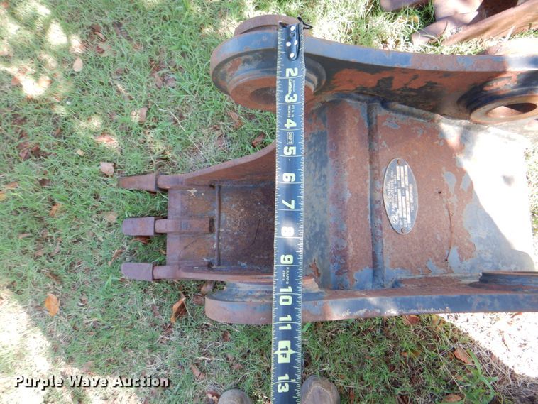 image for item DG1672 (3) excavator buckets