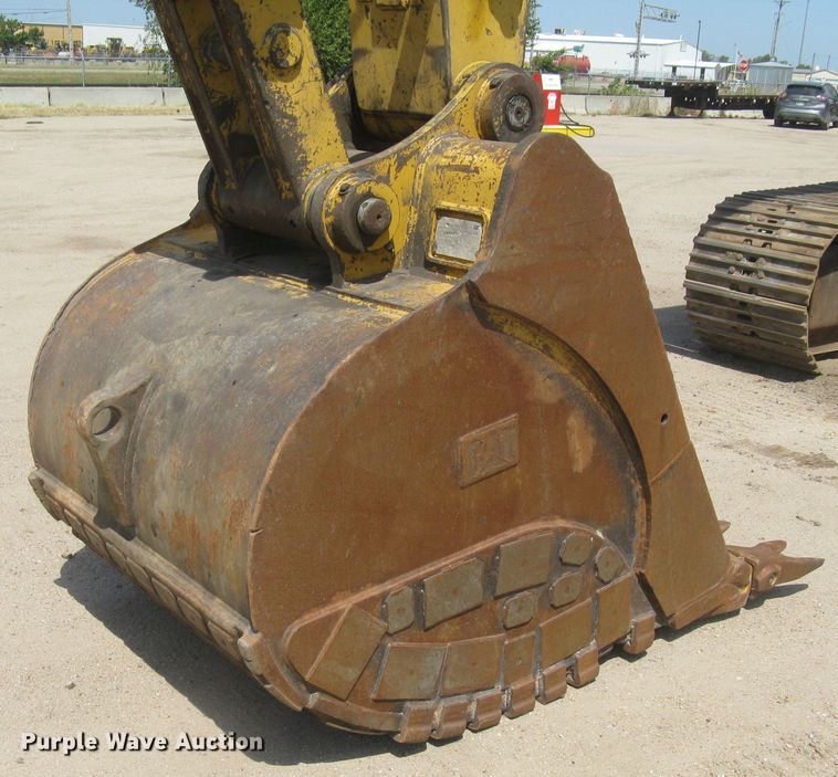 image for item DG5300 2005 Caterpillar 330CL  excavator