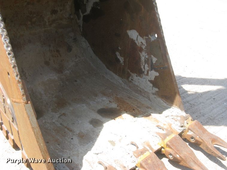 image for item DG5300 2005 Caterpillar 330CL  excavator