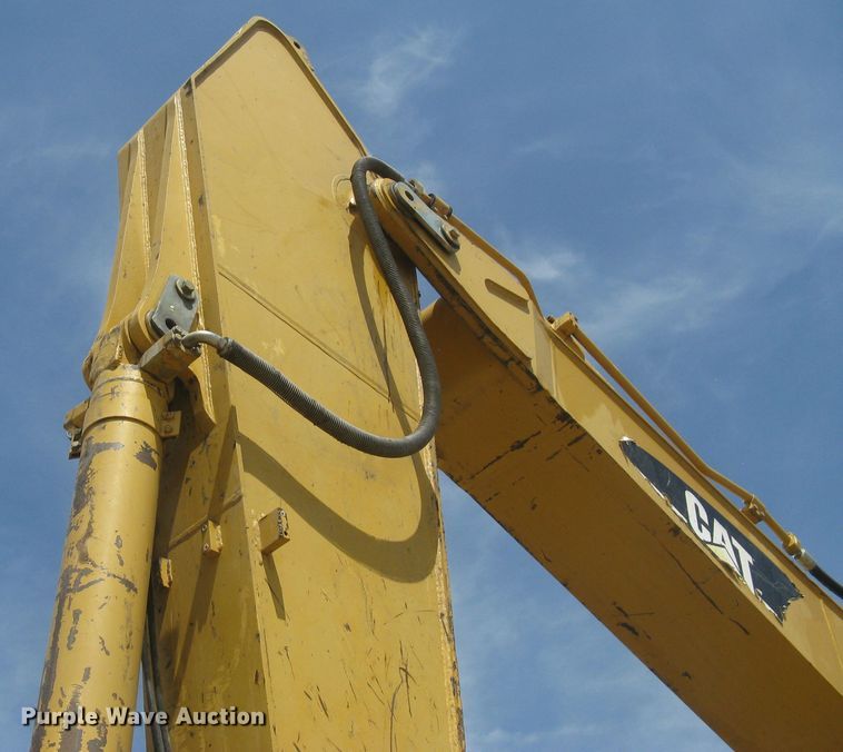 image for item DG5300 2005 Caterpillar 330CL  excavator