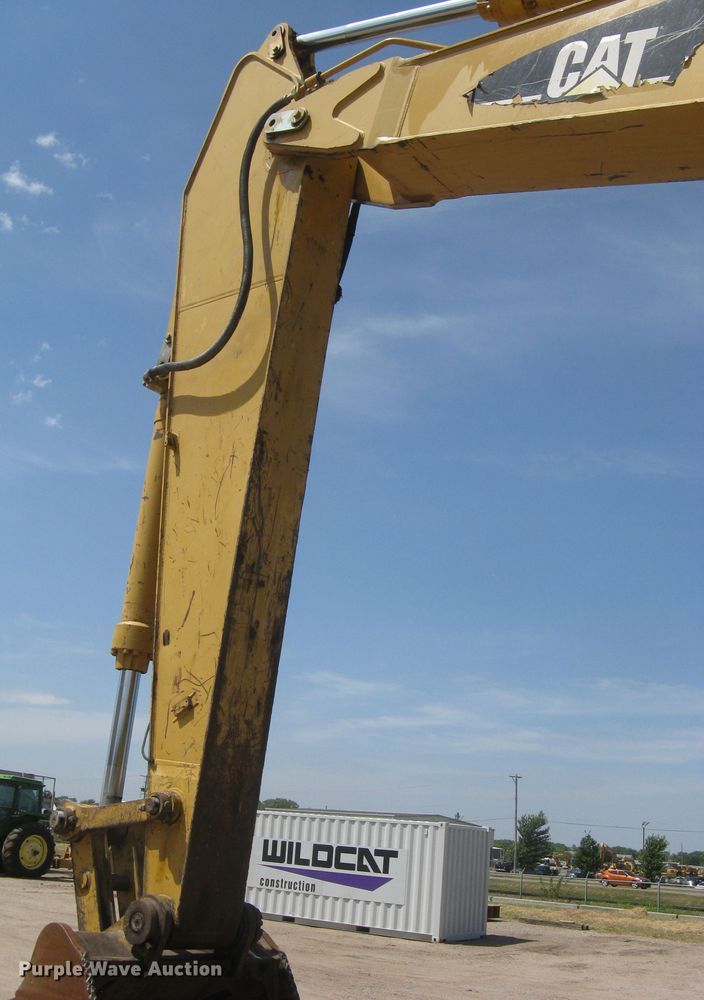 image for item DG5300 2005 Caterpillar 330CL  excavator