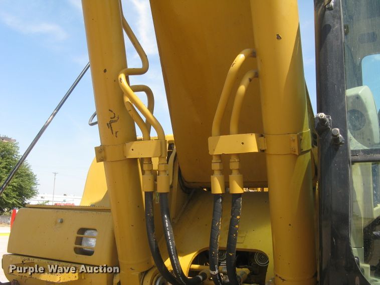 image for item DG5300 2005 Caterpillar 330CL  excavator