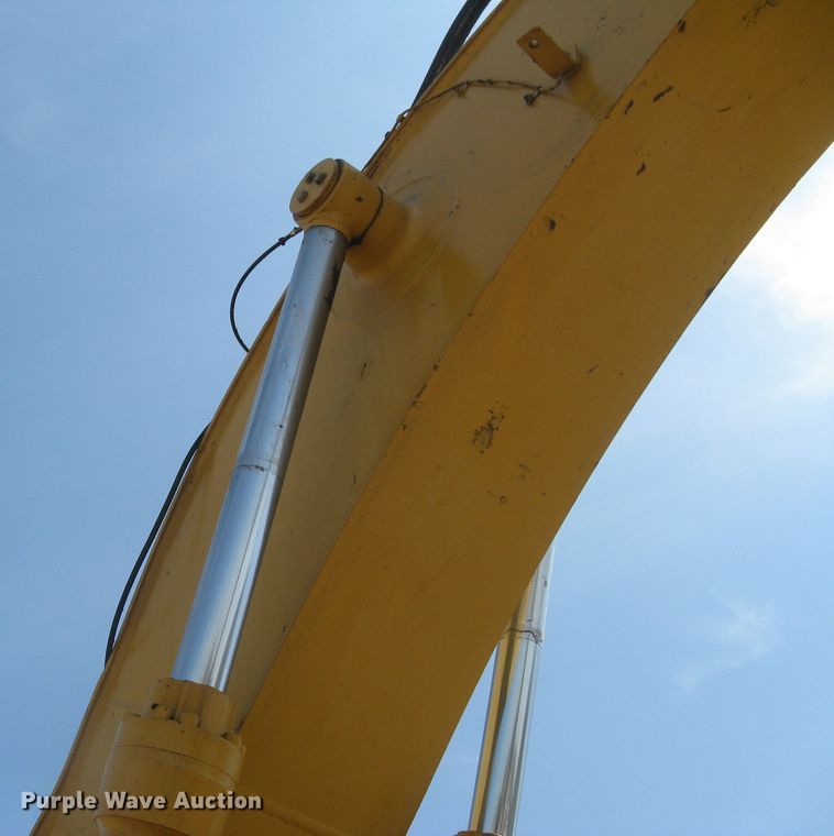 image for item DG5300 2005 Caterpillar 330CL  excavator