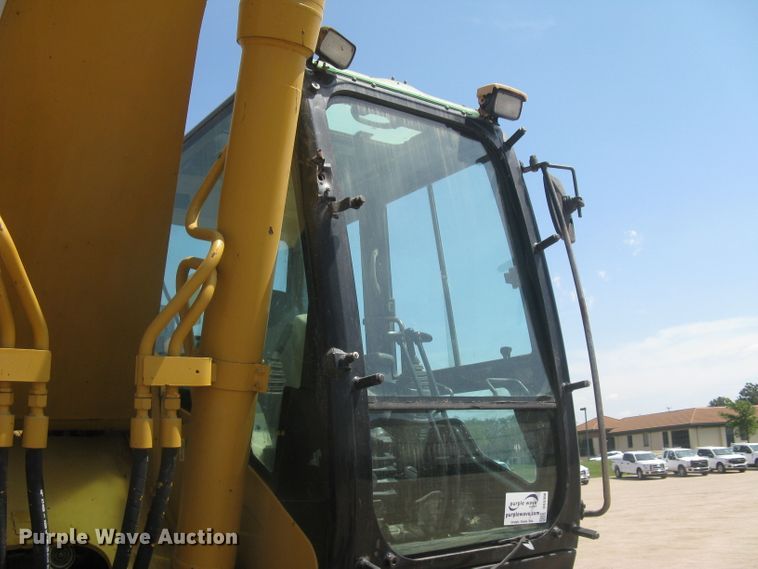 image for item DG5300 2005 Caterpillar 330CL  excavator