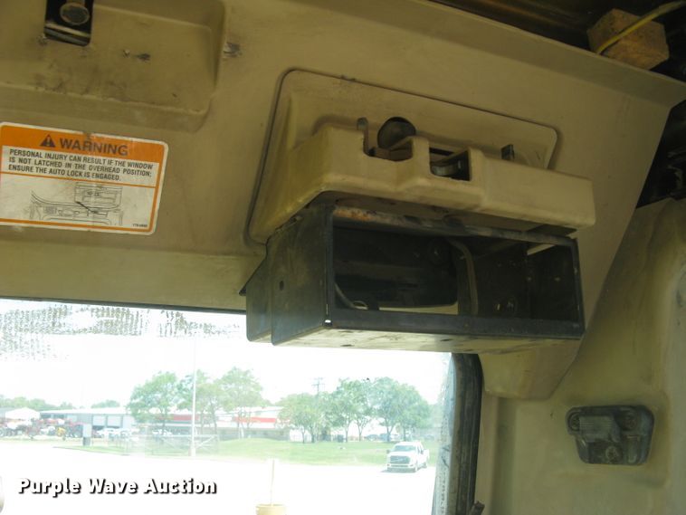 image for item DG5300 2005 Caterpillar 330CL  excavator