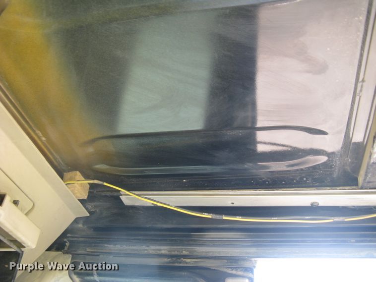 image for item DG5300 2005 Caterpillar 330CL  excavator