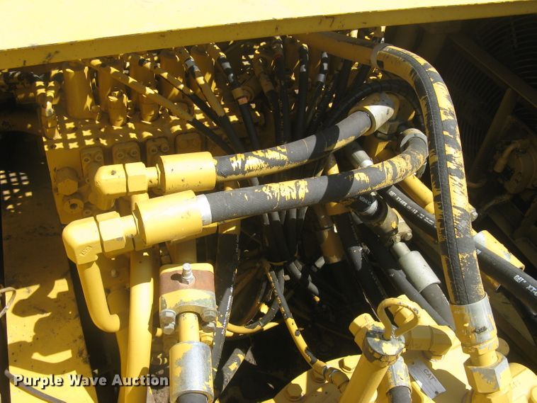 image for item DG5300 2005 Caterpillar 330CL  excavator