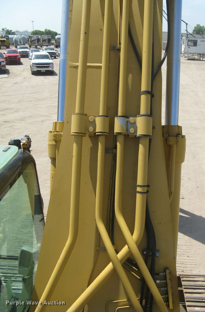 image for item DG5300 2005 Caterpillar 330CL  excavator