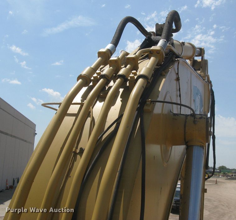 image for item DG5300 2005 Caterpillar 330CL  excavator