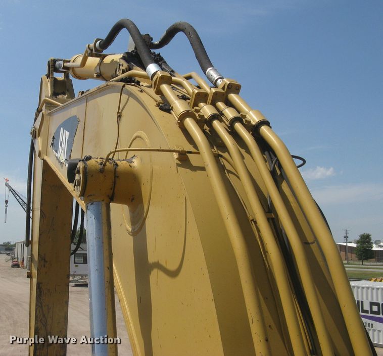 image for item DG5300 2005 Caterpillar 330CL  excavator