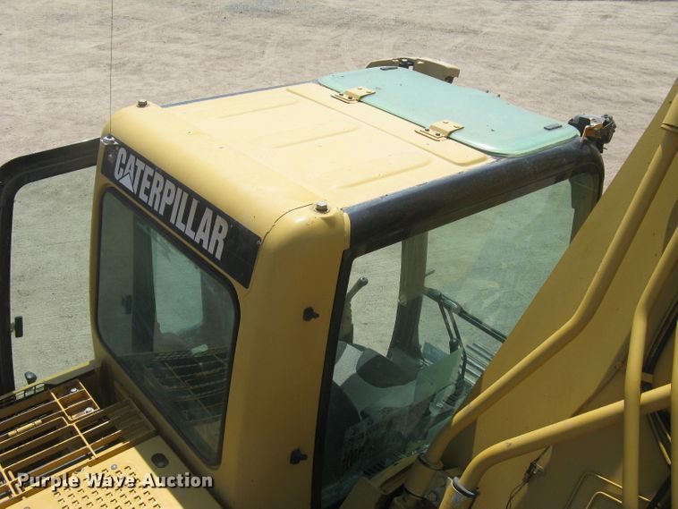 image for item DG5300 2005 Caterpillar 330CL  excavator