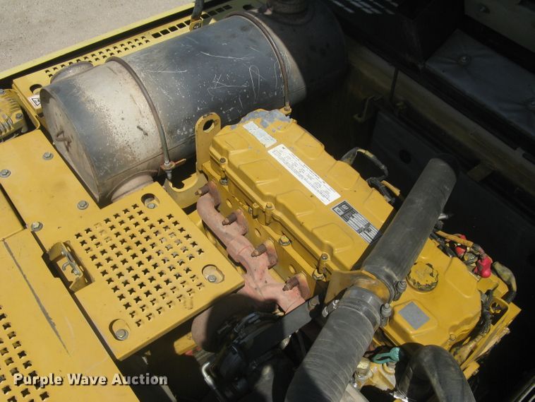 image for item DG5300 2005 Caterpillar 330CL  excavator