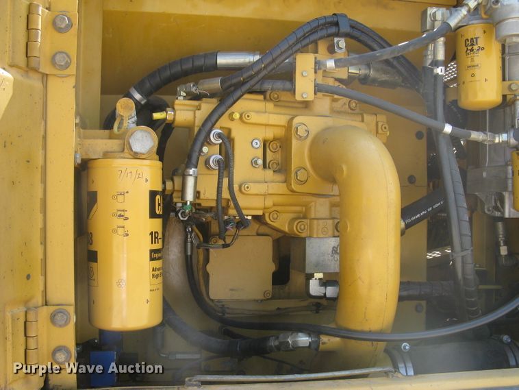 image for item DG5300 2005 Caterpillar 330CL  excavator