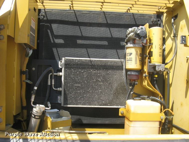 image for item DG5300 2005 Caterpillar 330CL  excavator