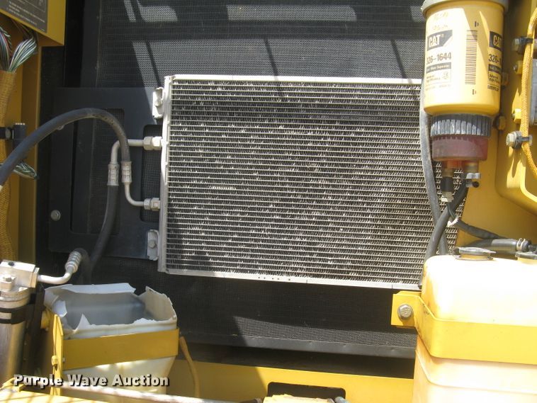 image for item DG5300 2005 Caterpillar 330CL  excavator