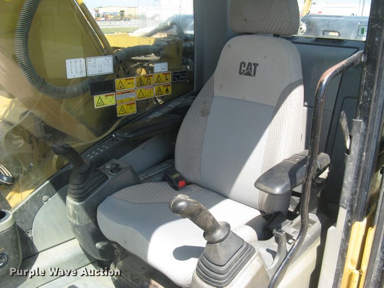 image for item DG5301 2009 Caterpillar 320DL  excavator