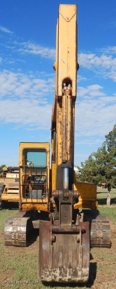 image for item DI5694 John Deere 690B  excavator