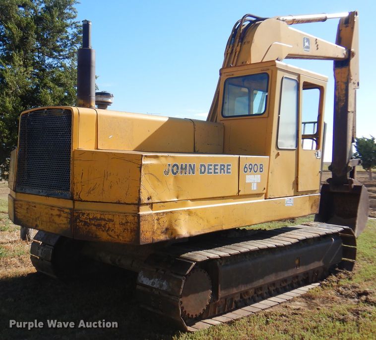 image for item DI5694 John Deere 690B  excavator