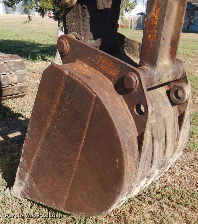 image for item DI5694 John Deere 690B  excavator