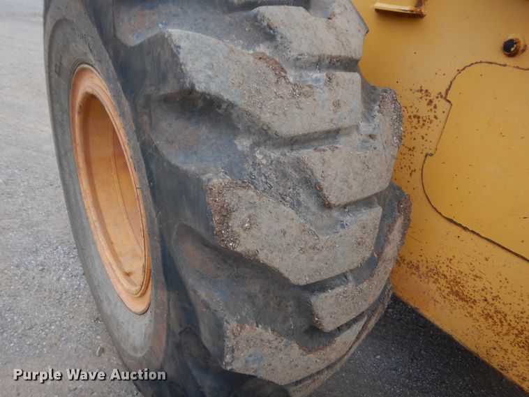 image for item DJ2228 2002 John Deere 544H  wheel loader