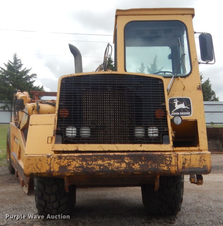 image for item DJ2237 1997 John Deere 762B  elevating scraper