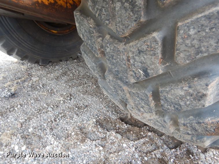 image for item DJ2237 1997 John Deere 762B  elevating scraper