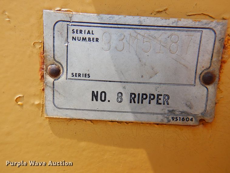 image for item DK2278 1974 Caterpillar D8K  dozer