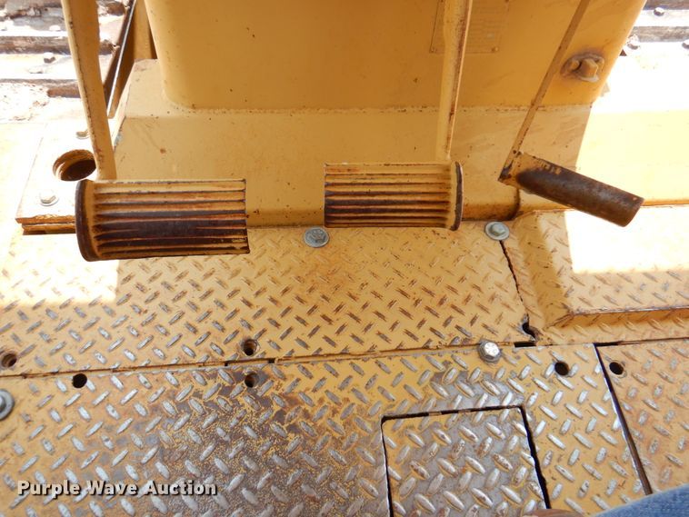 image for item DK2278 1974 Caterpillar D8K  dozer