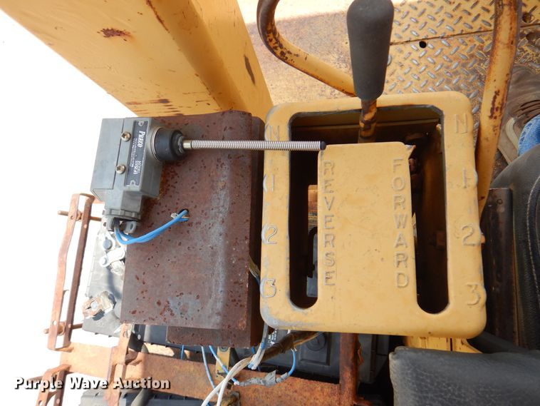 image for item DK2278 1974 Caterpillar D8K  dozer