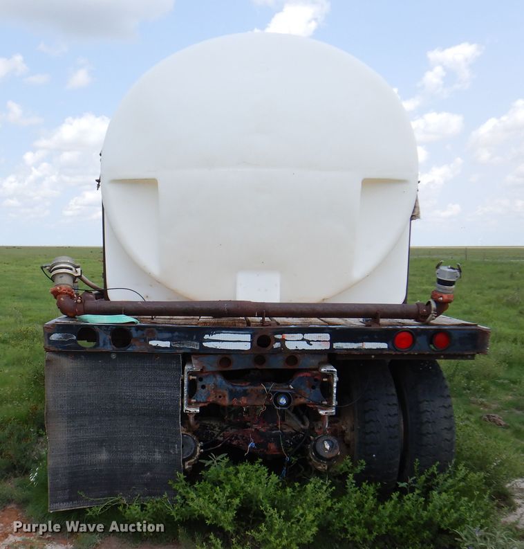 image for item DK2283 1980 Mack RL685LS  flatbed truck