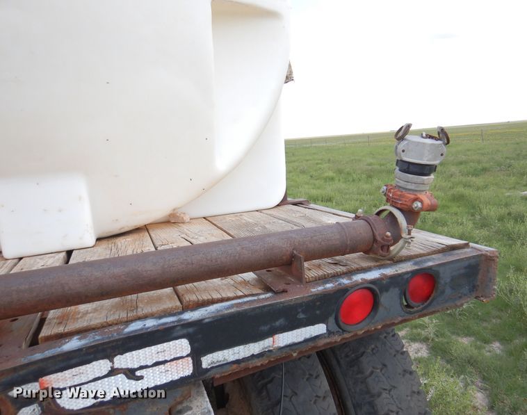 image for item DK2283 1980 Mack RL685LS  flatbed truck