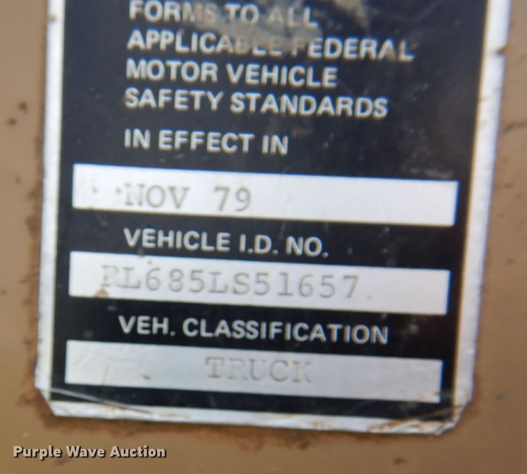 image for item DK2283 1980 Mack RL685LS  flatbed truck