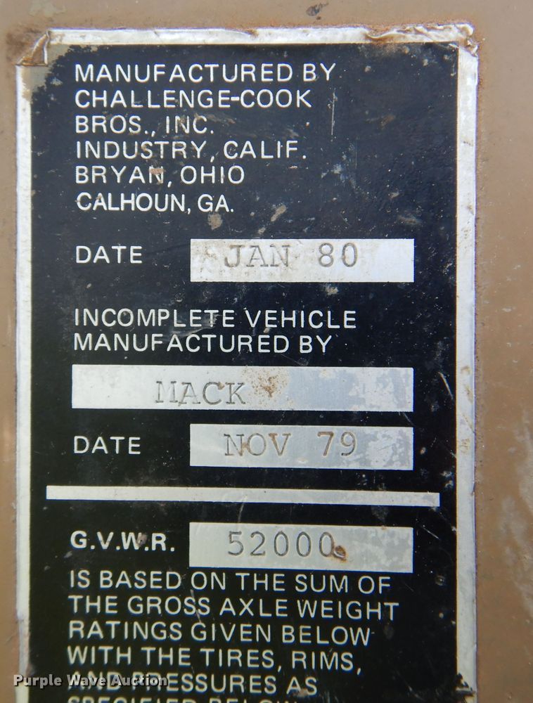 image for item DK2283 1980 Mack RL685LS  flatbed truck