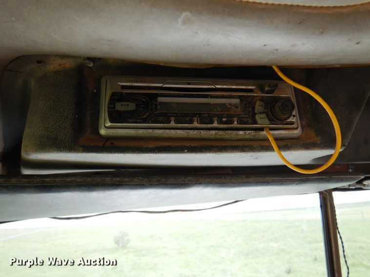 image for item DK2283 1980 Mack RL685LS  flatbed truck