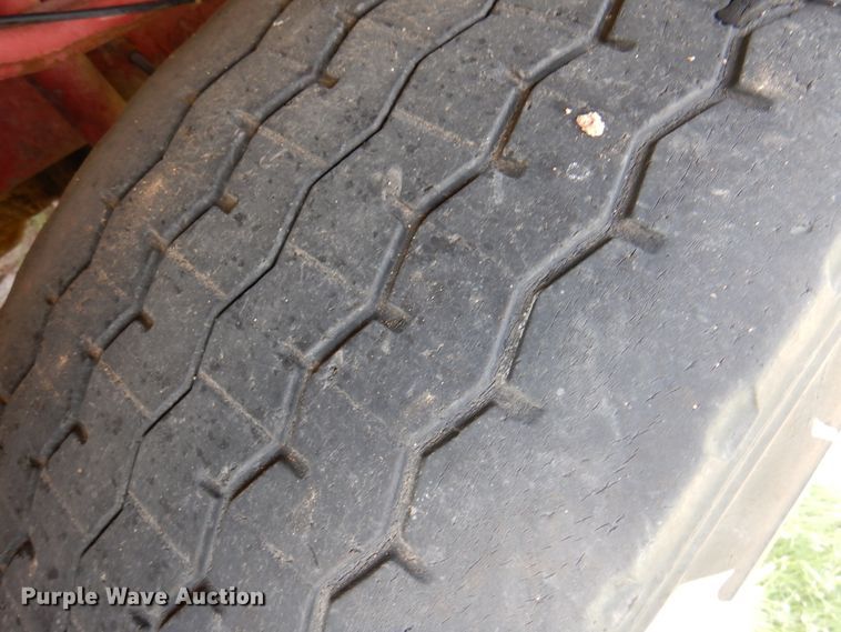 image for item DK2283 1980 Mack RL685LS  flatbed truck