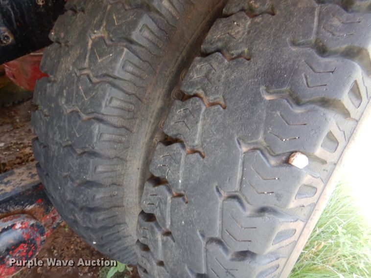 image for item DK2283 1980 Mack RL685LS  flatbed truck